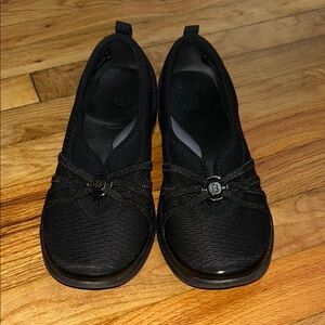 Women's Black Slip-On Shoes